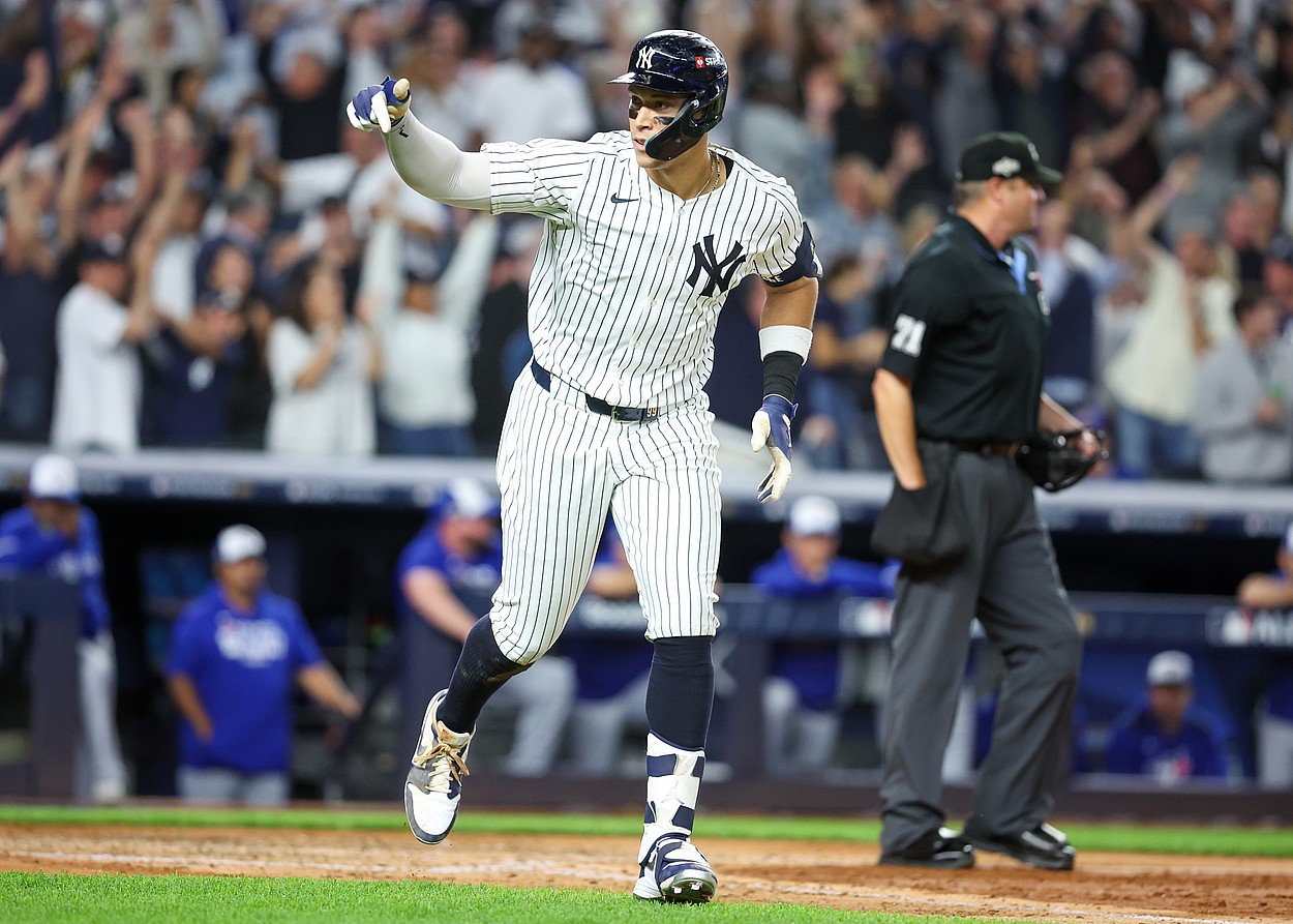 MLB: Playoffs-Toronto Blue Jays at New York Yankees