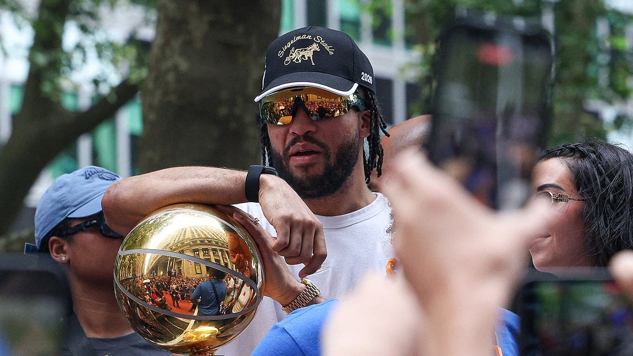 Jalen Brunson celebrates after leading the Knicks to a title