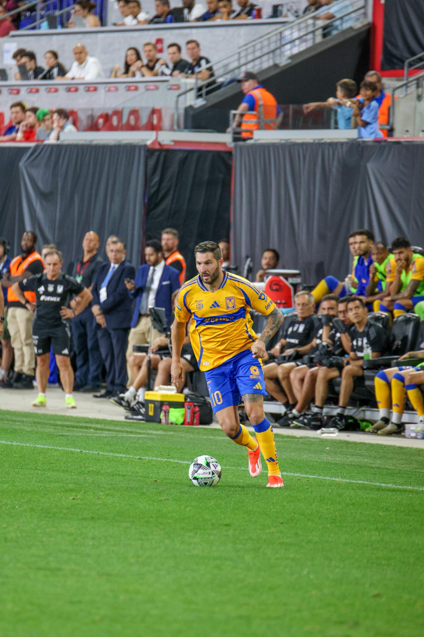 Andre Pierre Ginac | Credit : Jose Pichirilo 
