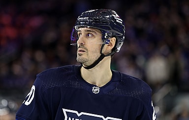 New York Rangers left wing Chris Kreider (20) skates against the Los Angeles Kings during the third period at Madison Square Garden