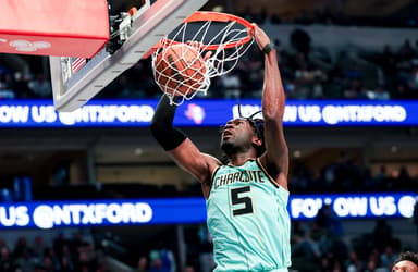 NBA: Charlotte Hornets at Dallas Mavericks