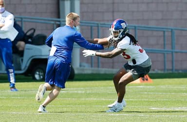 aaron robinson, new york giants