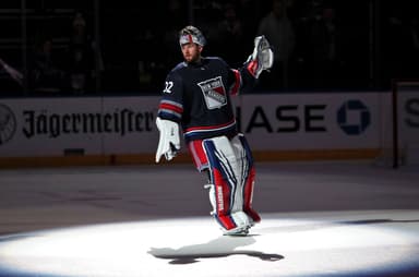 New York Rangers goalie Jonathan Quick (32) is acknowledged as the first star of a 4-1 win against the Los Angeles Kings at Madison Square Garden