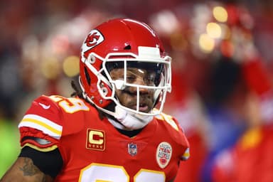 Should the New York Giants consider signing Eric Berry?
