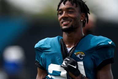 cj henderson