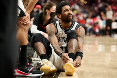 Kyrie Irving, Nike, Brooklyn Nets