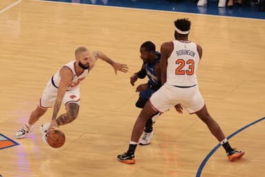 Evan Fournier, Mitchell Robinson, New York Knicks
