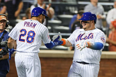 MLB: Milwaukee Brewers at New York Mets