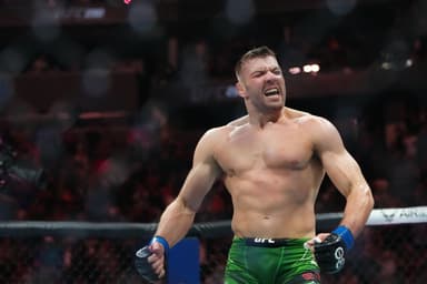 MMA: UFC 290 - Whittaker vs Du Plessis