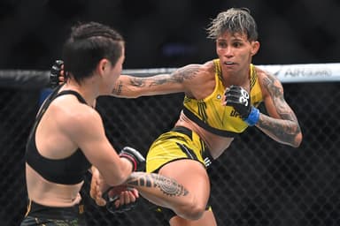 MMA: UFC 292 - Zhang vs Lemos