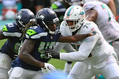 nfl: seattle seahawks at miami dolphins, julie'n davenport, new york giants