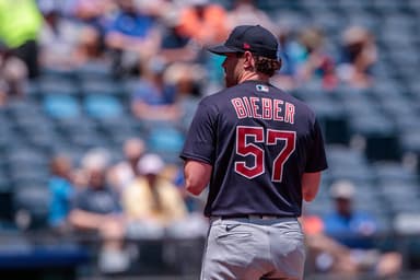 MLB: Cleveland Guardians at Kansas City Royals, yankees