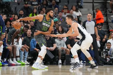 NBA: Minnesota Timberwolves at San Antonio Spurs, knicks
