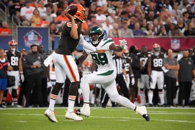 NFL: Pro Football Hall of Fame-New York Jets at Cleveland Browns