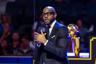 NBA: Dallas Mavericks at Golden State Warriors
