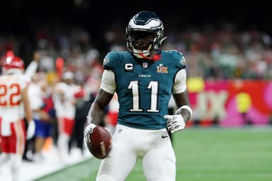 A.J. Brown, Eagles, Chiefs, Patriots