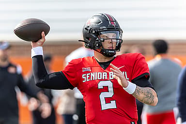 American quarterback Spencer Rattler of South Carolina (2) throws the ball during practice for the American team at Hancock Whitney Stadium (New York Giants draft prospect)