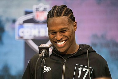 New York Giants, Darnay Holmes