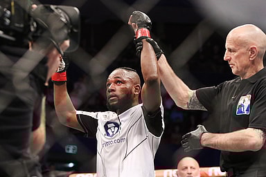 MMA: UFC 293 - Kape vs Dos Santos