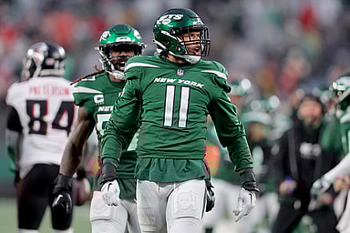 New York Jets linebacker Jermaine Johnson (11) reacts during the fourth quarter against the Atlanta Falcons at MetLife Stadium
