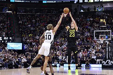 NBA: San Antonio Spurs at Utah Jazz, Lauri Markkanen, knicks