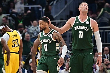 NBA: Playoffs-Indiana Pacers at Milwaukee Bucks, knicks