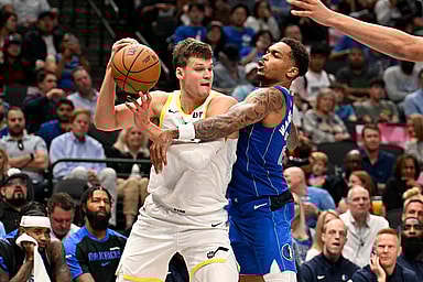 NBA: Utah Jazz at Dallas Mavericks, lakers
