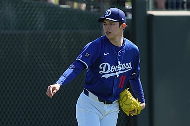 MLB: Spring Training-Cleveland Guardians at Los Angeles Dodgers