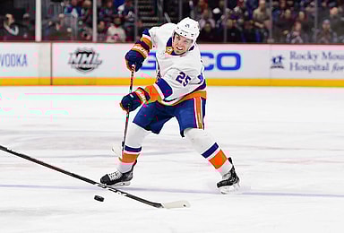 New York Islanders, Devon Toews