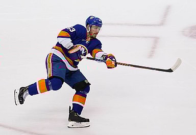 New York Islanders, Casey Cizikas