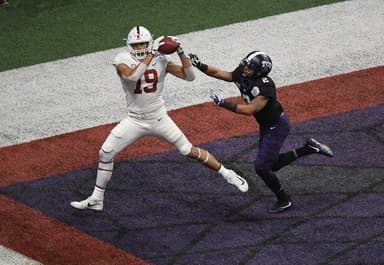 The New York Giants should consider grabbing J.J. Arcega-Whiteside in the 2019 NFL Draft.