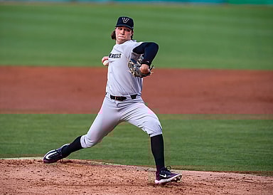 Syndication: The Daily Advertiser