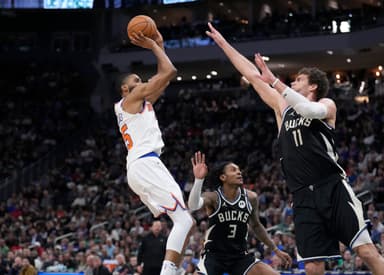 NBA: New York Knicks at Milwaukee Bucks