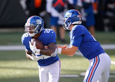 Daniel Jones, Wayne Gallman