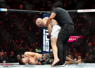 MMA: UFC 296 - Emmett vs Mitchell