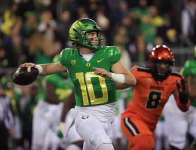 Oregon quarterback Bo Nix (New York Giants prospect)