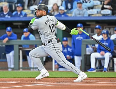 MLB: Chicago White Sox at Kansas City Royals, yankees, yoan moncada