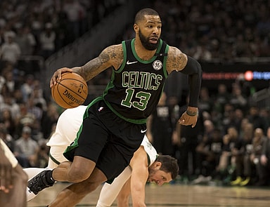 New York Knicks sign Marcus Morris.