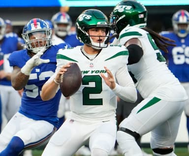 New York Jets quarterback Zach Wilson (2) throws in the first half against the Giants at MetLife Stadium