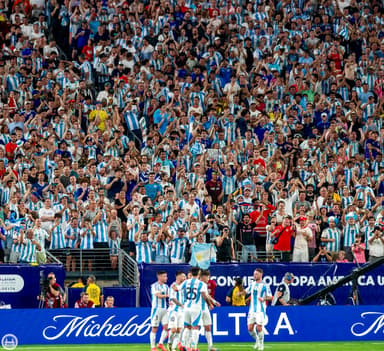 81K fans gathered at Metlife Stadium | Credit: Juan Carlos Rubiano