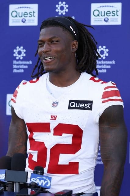 Arvell Reese in action for the Giants