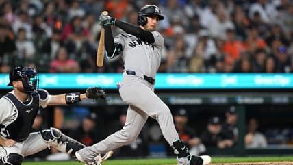 Cody Bellinger batting during a Yankees game