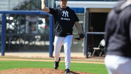 Brendan Beck throwing for the Yankees