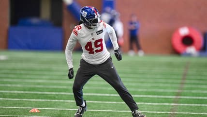 Tremaine Edmunds working through a Giants OTA drill