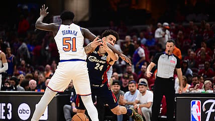 Mohamed Diawara defending during a Knicks playoff game