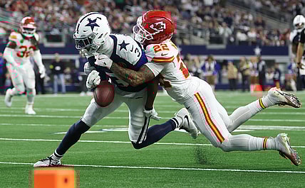 NFL: Kansas City Chiefs at Dallas Cowboys, trent mcduffie, new york giants
