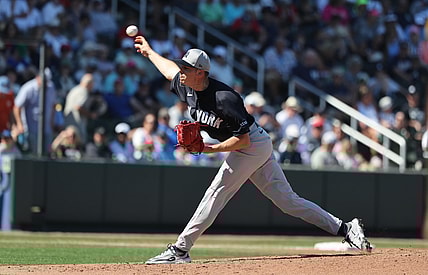 MLB: Spring Training-New York Yankees at Atlanta Braves, allan winans