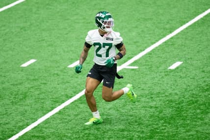 Malachi Moore, Jets
