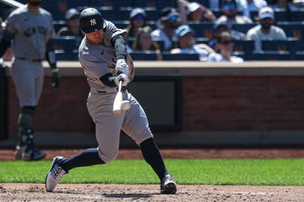 Mets and Yankees Subway Series action