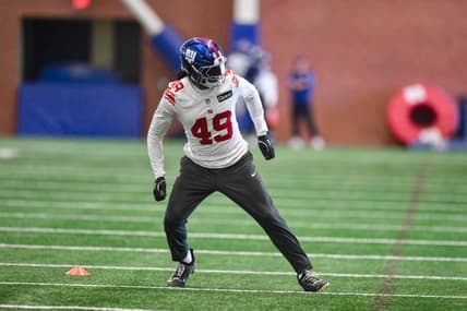 Tremaine Edmunds works through a linebacker drill during Giants OTAs